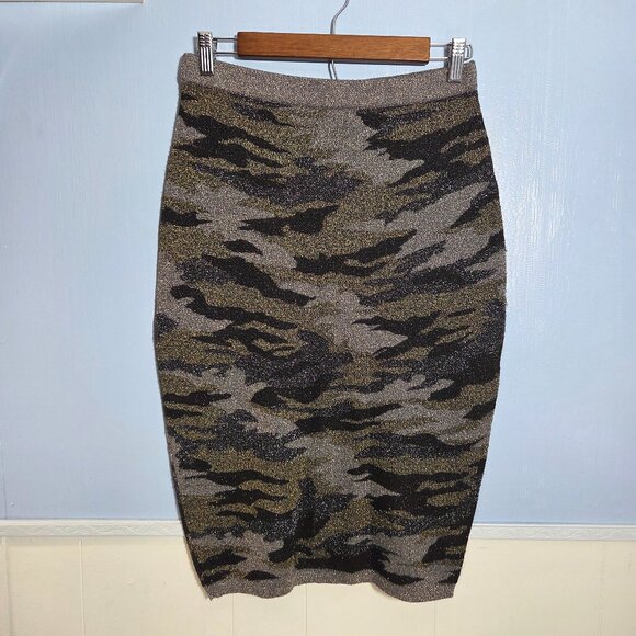 JL Jennifer Lopez Medium Green Black Metallic Camo Pull On Knee Length Skirt - Picture 1 of 9